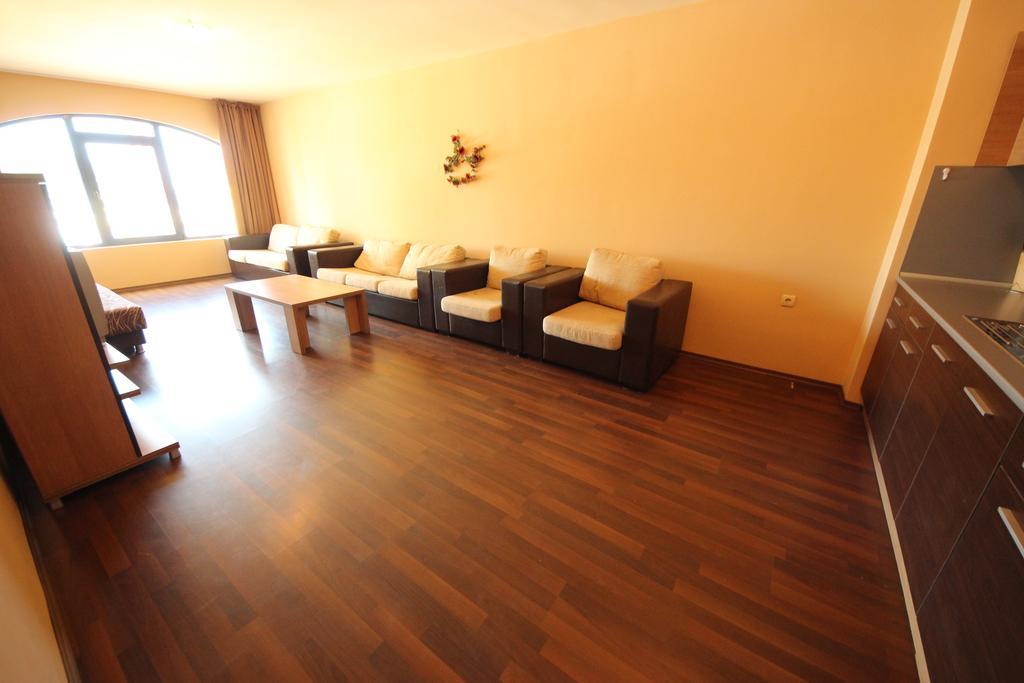 Menada Villa Bonita Apartments Slântsjev Brjag Eksteriør bilde