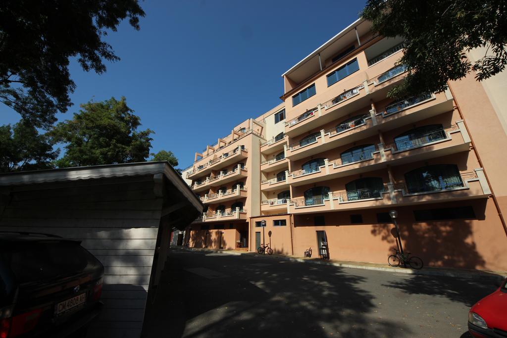Menada Villa Bonita Apartments Slântsjev Brjag Eksteriør bilde